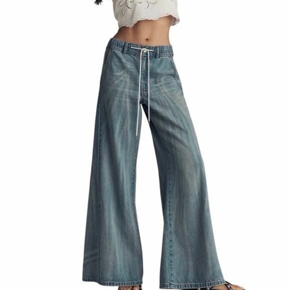 Pilcro Denim - Pilcro Adi Pull-On Mid-Rise Flare Denim Jeans Anthropologie xl